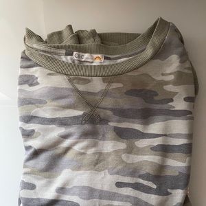 Long sleeve sweatshirt